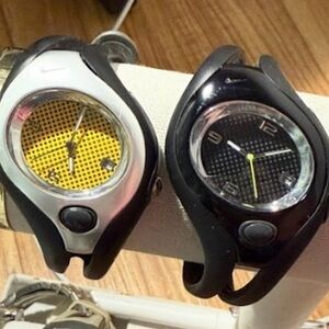 Vintage Nike
Analog Sport Watch Bundle WR0078 | Y2K
Yellow & Black Duo